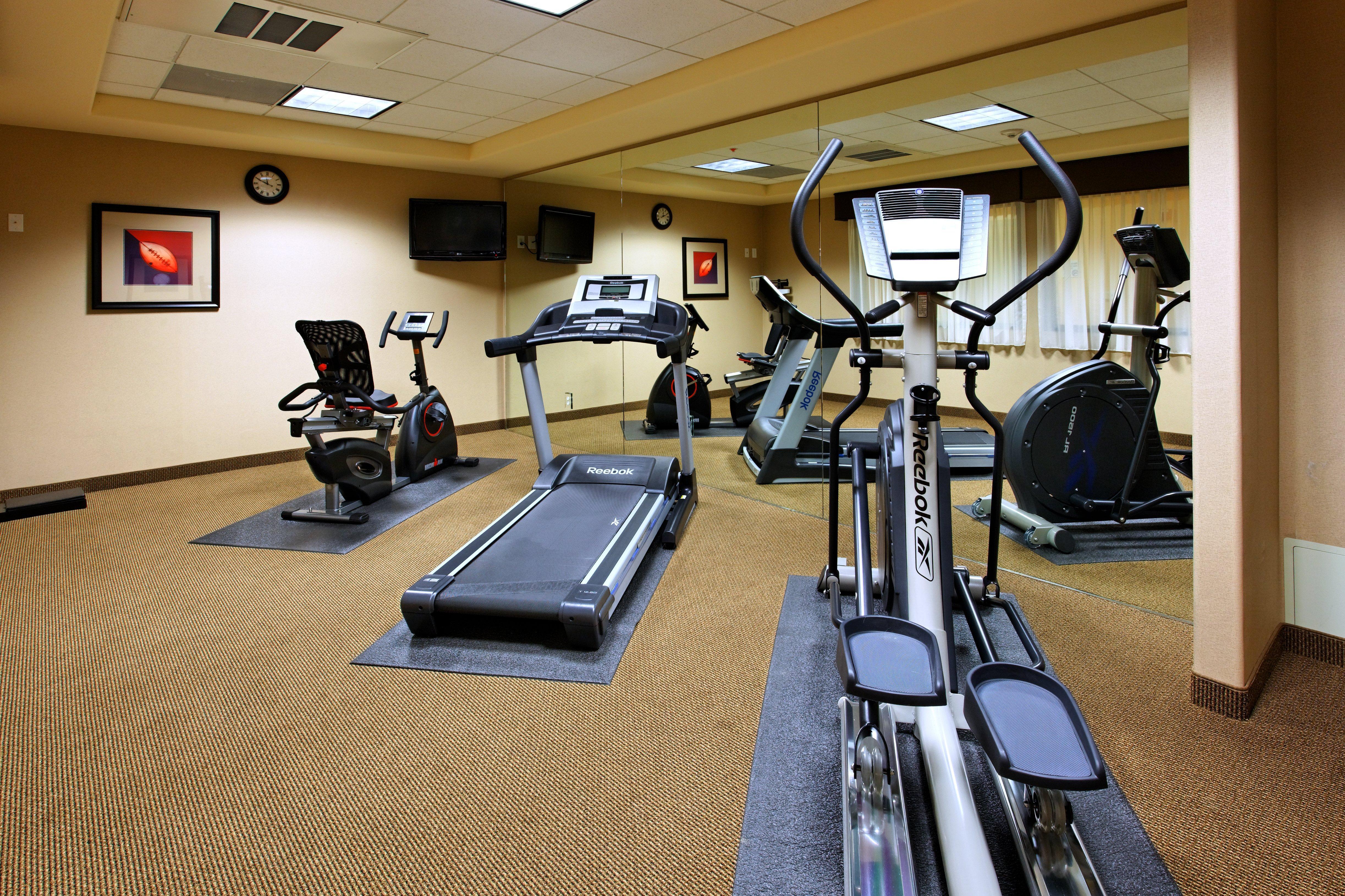 Holiday Inn Express Fresno Northwest - Herndon By Ihg Dış mekan fotoğraf