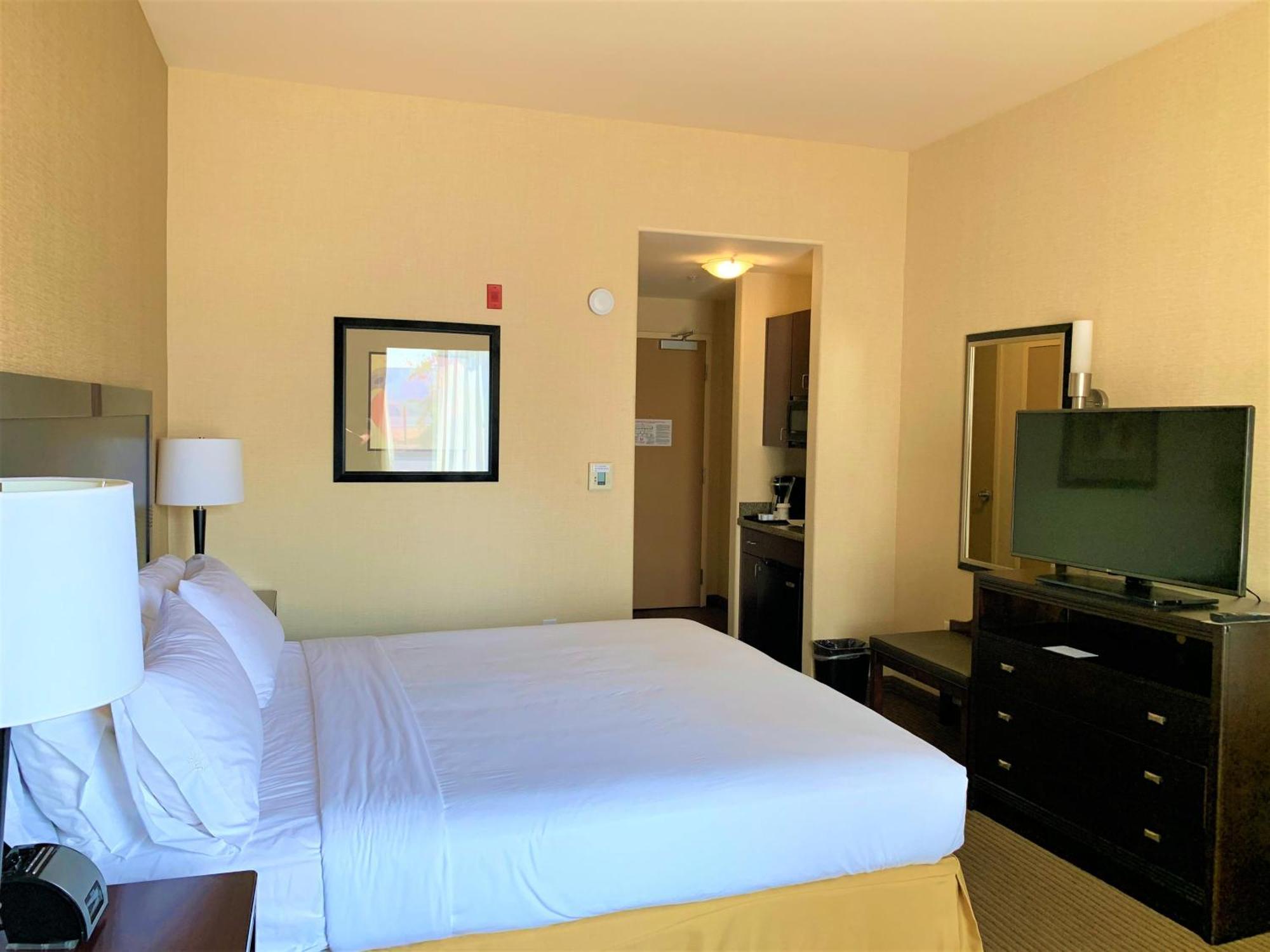 Holiday Inn Express Fresno Northwest - Herndon By Ihg Dış mekan fotoğraf